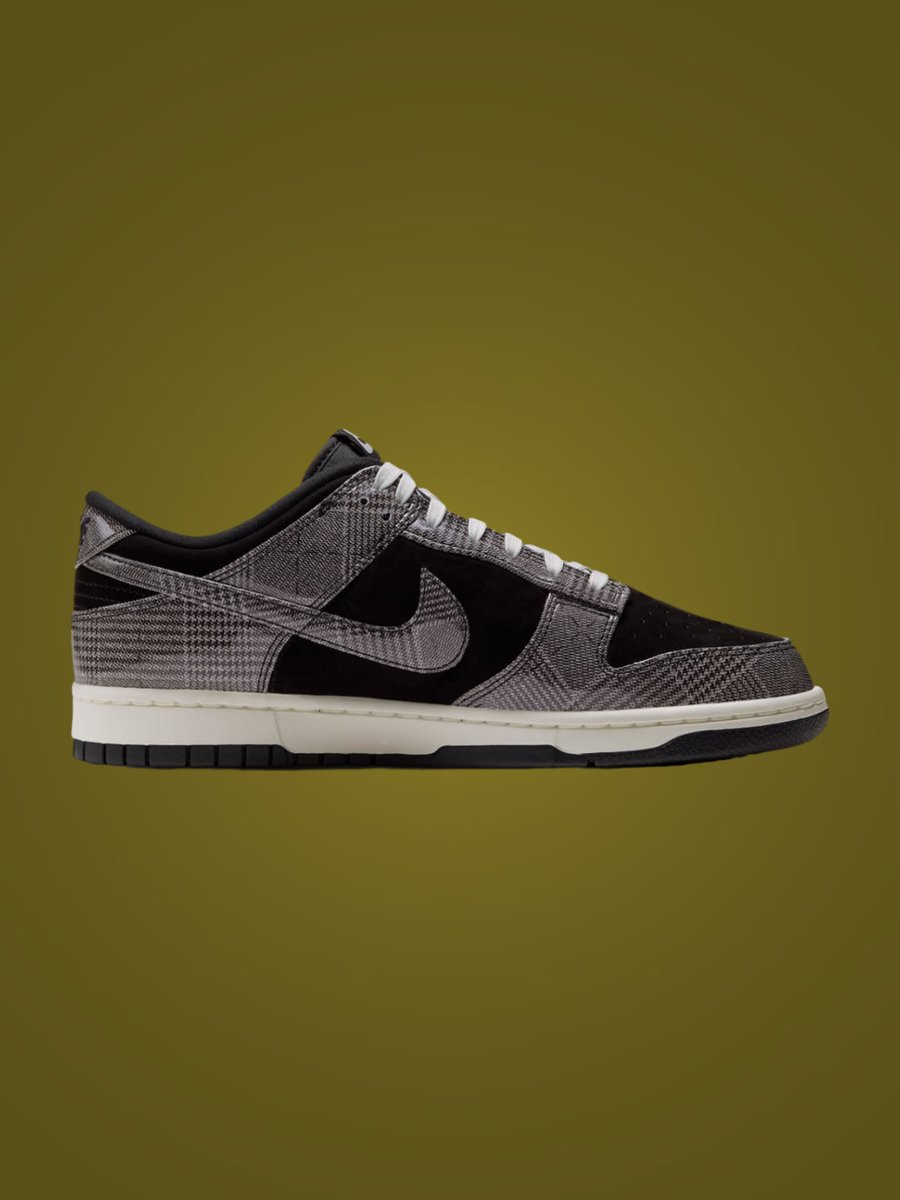 Kixify's tweet photo. Nike Dunk Low Black / Sail / Silver release November 2026 for $130. https://t.co/275apTCH3q https://t.co/2qEAlthuAN