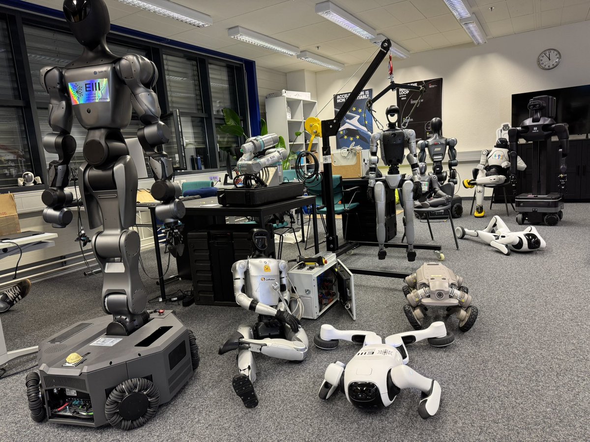 roland_graser's tweet photo. zurich is 𝚐̶𝚙̶𝚞̶ ̶𝚛̶𝚒̶𝚌̶𝚑̶ robot rich https://t.co/YJzYGq7ngT
