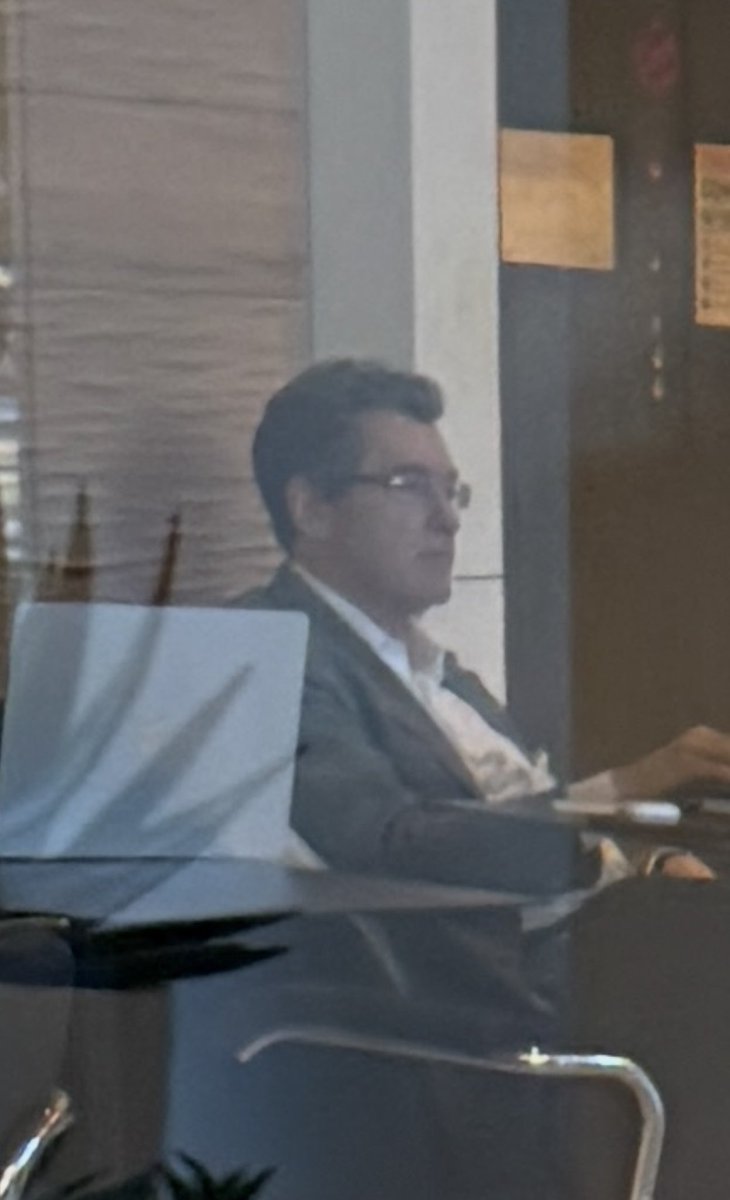 2Slick's tweet photo. @JeffClarkUS I saw him sitting in a WeWork building in DC a couple weeks ago. He looked scared. https://t.co/WtOy8SxqHe
