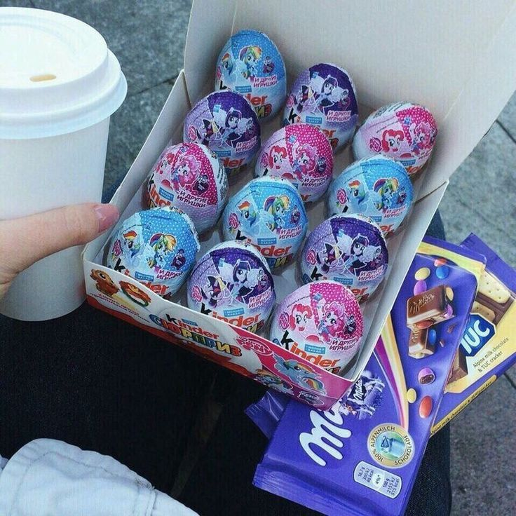 madeofcandyy's tweet photo. I miss these...... I miss the MLP FEVERRR https://t.co/0rjN678kWc