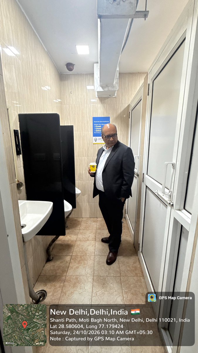 DirectorM_BPCL's tweet photo. Stopped by at BP Shantipath, New Delhi. Great to see the assurance of DriveFresh, our clean and hygienic washroom promise to our customers along with Darpan QR for Customer feedback. 

BE FRESH. DRIVE FRESH.

#BPCL #DriveFresh #Swachhata #SwachhBharat #CustomerExperience
@HardeepSPuri @PetroleumMin @Secretary_MoPNG @BPCLRetail1 @BPCLimited