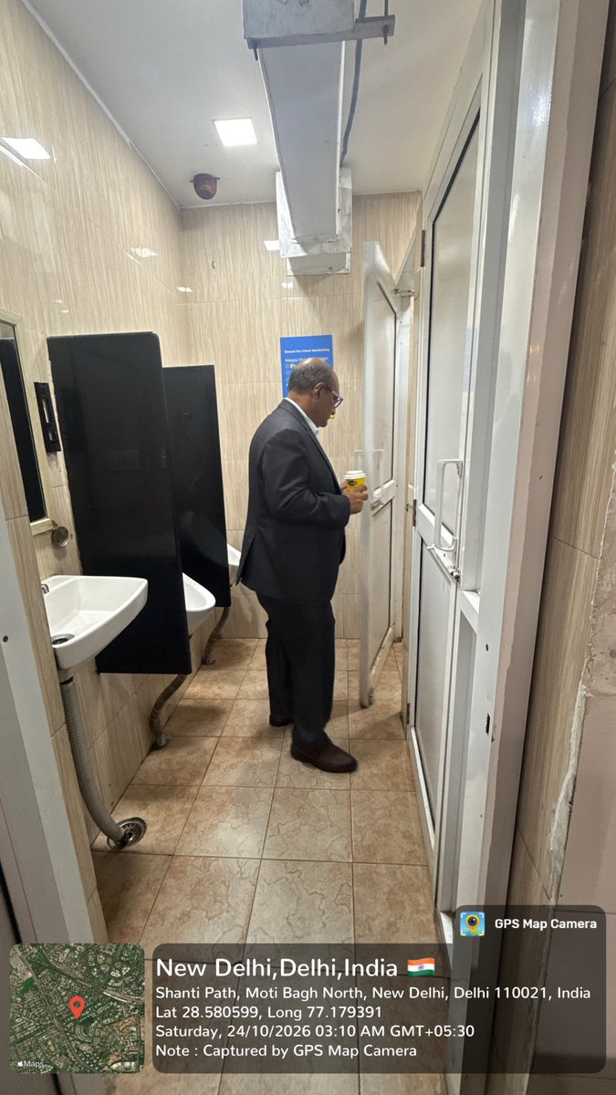 DirectorM_BPCL's tweet photo. Stopped by at BP Shantipath, New Delhi. Great to see the assurance of DriveFresh, our clean and hygienic washroom promise to our customers along with Darpan QR for Customer feedback. 

BE FRESH. DRIVE FRESH.

#BPCL #DriveFresh #Swachhata #SwachhBharat #CustomerExperience
@HardeepSPuri @PetroleumMin @Secretary_MoPNG @BPCLRetail1 @BPCLimited