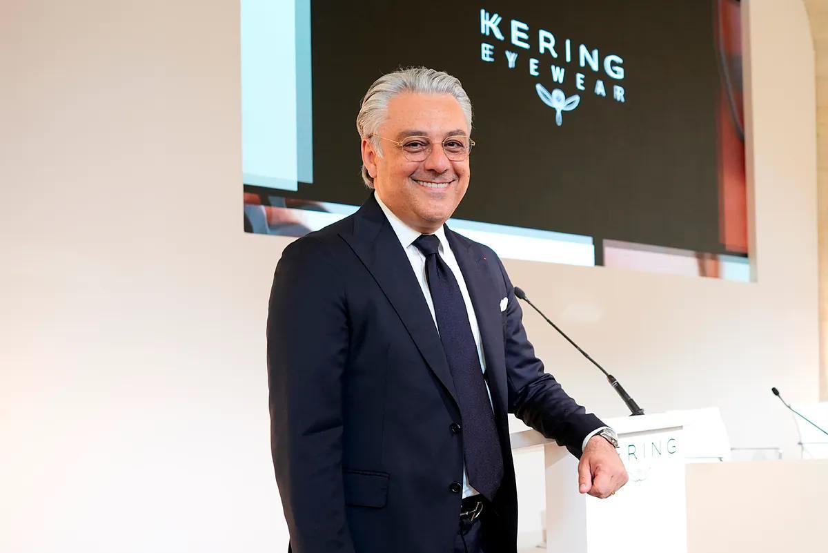 expansioncom's tweet photo. Kering se hunde en Bolsa por la nueva caída de ventas de Gucci https://t.co/OpGvU72xuT https://t.co/yiJ55AIwJu