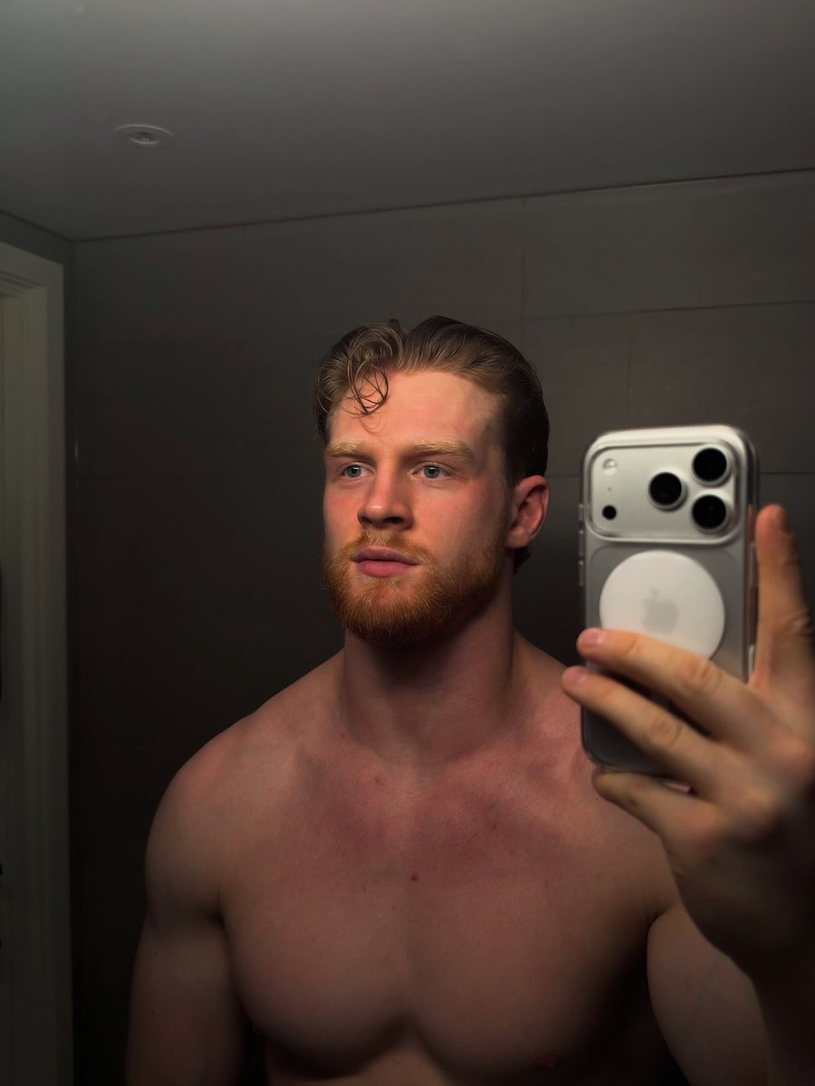 MasterBenhn88f's tweet photo. Top tier alpha goon material for you,F🥚GGOT.😈

#findomalpha https://t.co/1drFv3Ss21