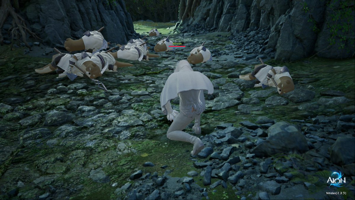 GamesOutfitNote's tweet photo. チキンだからボコボコにされるのが怖くて一体ずつ戦ってたら、かわいそうなことになってた😭私は可愛いシューゴになんてことを😭 https://t.co/VdUIrMjTjm