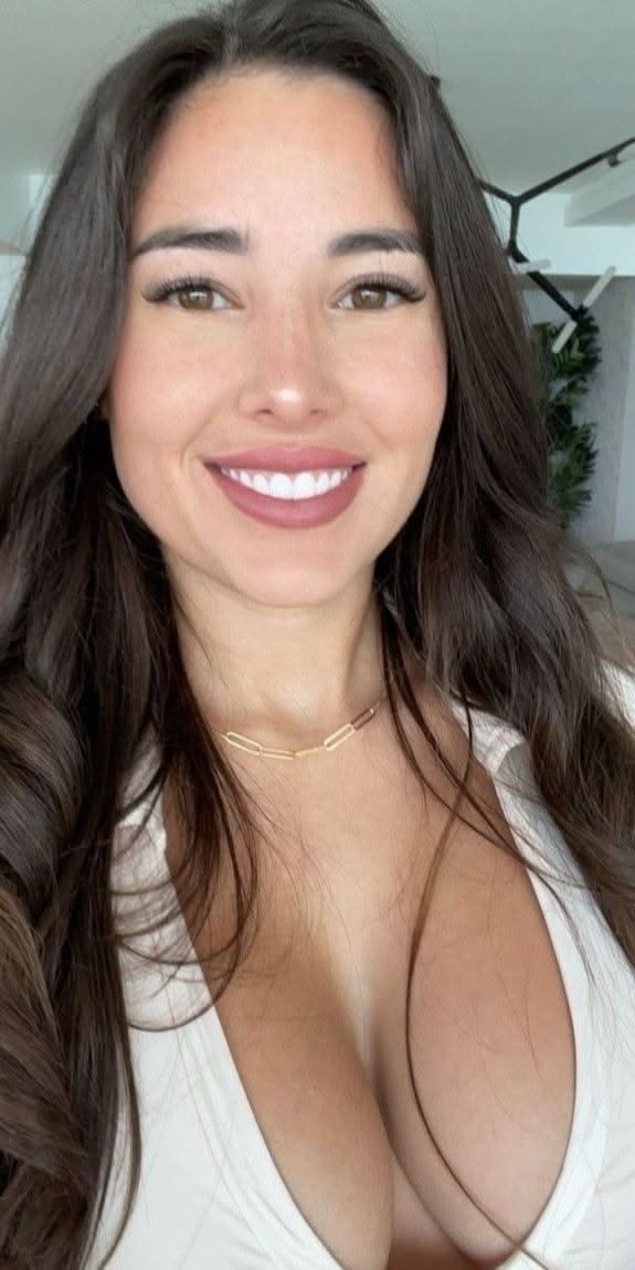varona5696's tweet photo. This is what I actually look like, no filter no makeup 🙈 https://t.co/soG9rj4aTh