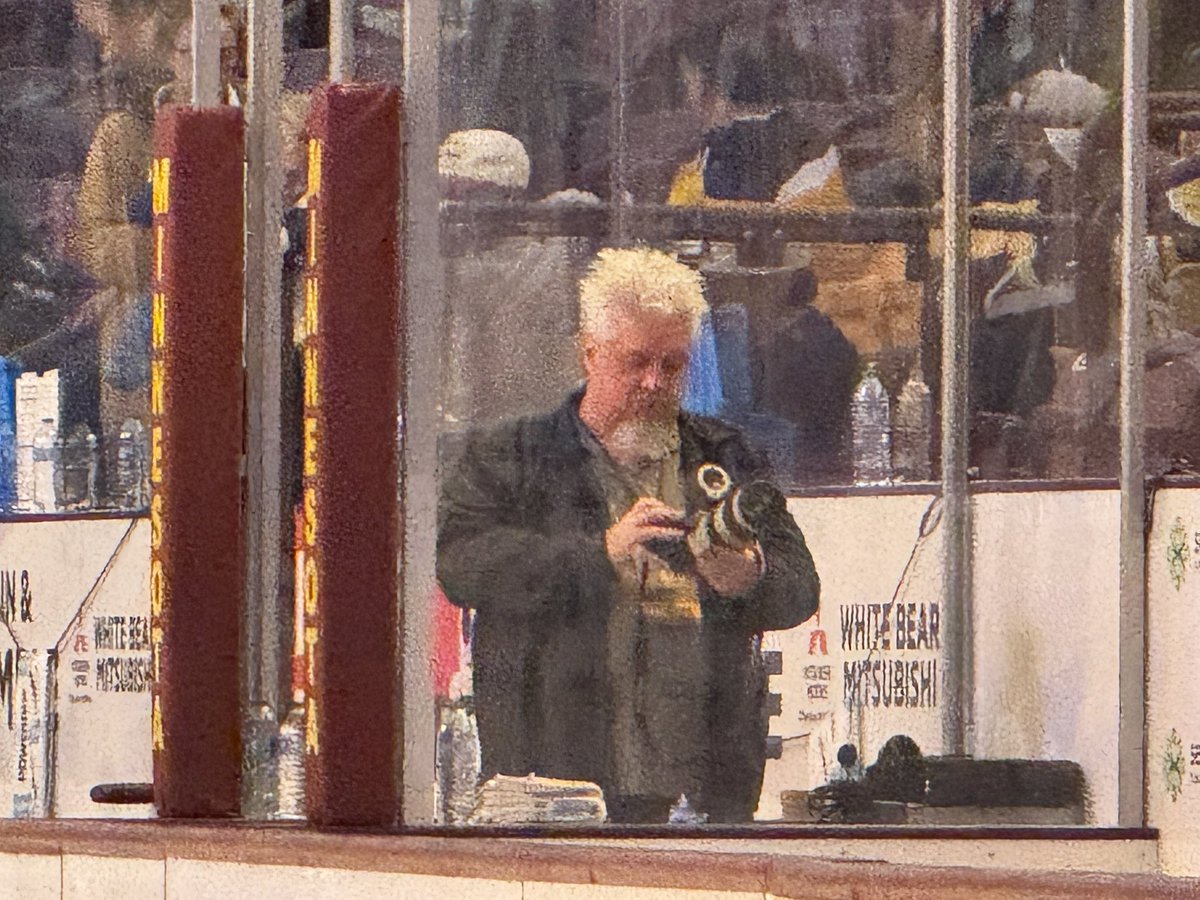 CollegePucksC2C's tweet photo. Exactly what is Craig from @GopherPuckLive looking for? 😂 Such intensity and it’s only pregame! 😂 The best @GopherHockey coverage! @ITHSWScott https://t.co/9vL7EDABgA
