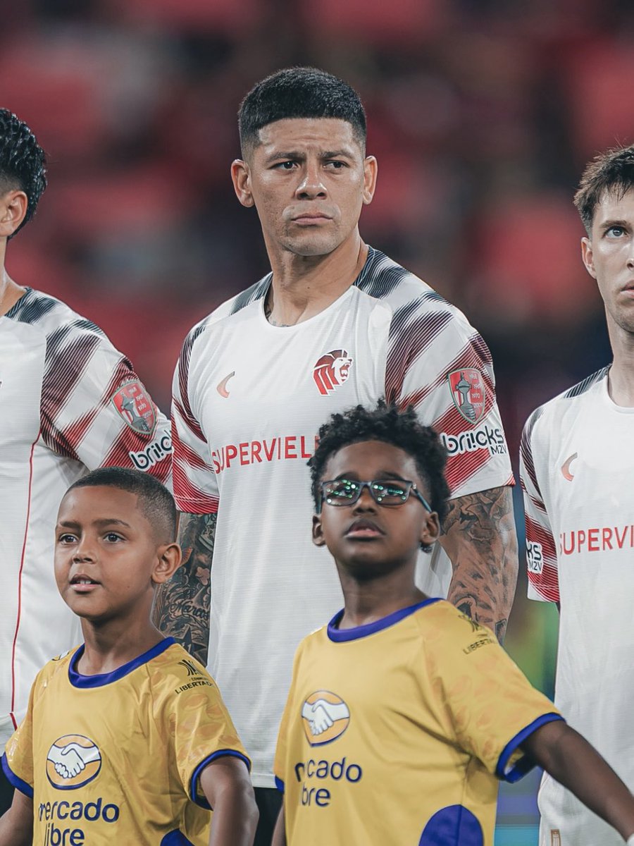 DataFutebol's tweet photo. ATENÇÃO: Flamengo entrou na Conmebol com um pedido de JOGO GANHO por conta dos problemas referentes a inscrição do Marcos Rojo do Estudiantes, que foi titular na quinta feira. 😳🇧🇷

Via @GerGarciaGrova https://t.co/lmJbl239Gm