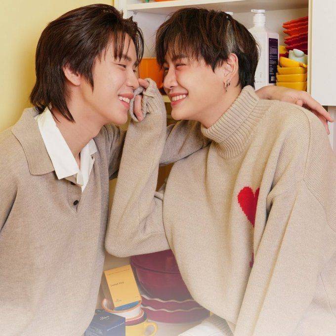 au_loveyou's tweet photo. Morning ka ☀️🌻
ขอให้วันนี้เป็นวันที่มีแต่ความสุขพบเจอแต่สิ่งดีๆนะครับ❤️🩵✨

#bb0un | #prem_space 
#BounPrem https://t.co/uIYZC5RFhW