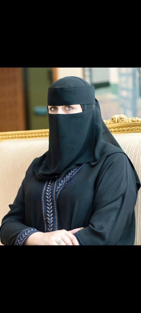 5tbim's tweet photo. مسيار  الرياض 
الجنسيه #مغربيه
٢٦ سنة
بشرتي بيضاء
أعمل مصممة داخلية
طولي ١٦١ 
ووزني ٥٣
أحب الأناقة والترتيب والفن والرحلات القصيرة وشخصيتي مرحة وهادئة في نفس الوقت
جادة في الزواج وأبحث عن شخص خلوق ومتفاهم نعيش معه حياة مستقرة وبسيطة.
#فضل_شاكر_الرياض
#الهلال_القادسيه https://t.co/NzDG8vsH12