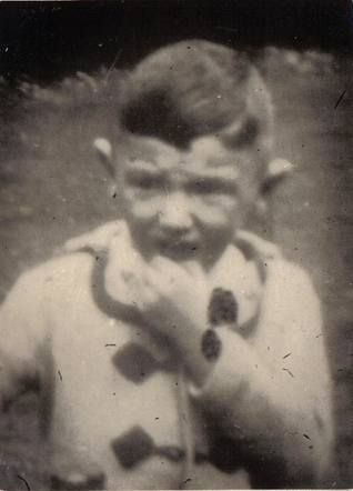 AuschwitzMuseum's tweet photo. 24 October 1936 | A Dutch Jewish boy, Max Slager, was born in Enschede.

In September 1944 he was deported to #Auschwitz and murdered in a gas chamber after the selection. 
---

A short video about gas chambers and crematoria of the Auschwitz camp: https://t.co/Tx6rSvPyZL https://t.co/bKojDAyfgv