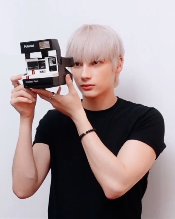 picsofhnk's tweet photo. #2026MAMAVOTE
#TOMORROWXTOGETHER https://t.co/JfDSDjBlg9