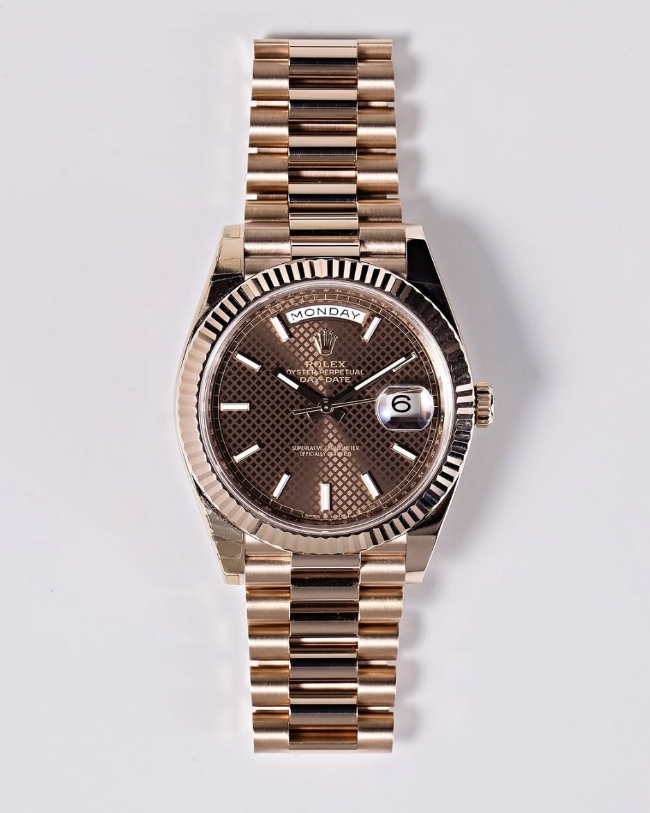 GlobalWatchClub's tweet photo. Prove me wrong: The Rose gold chocolate dial combo is Rolex's best. https://t.co/GcZ2E7r8xJ