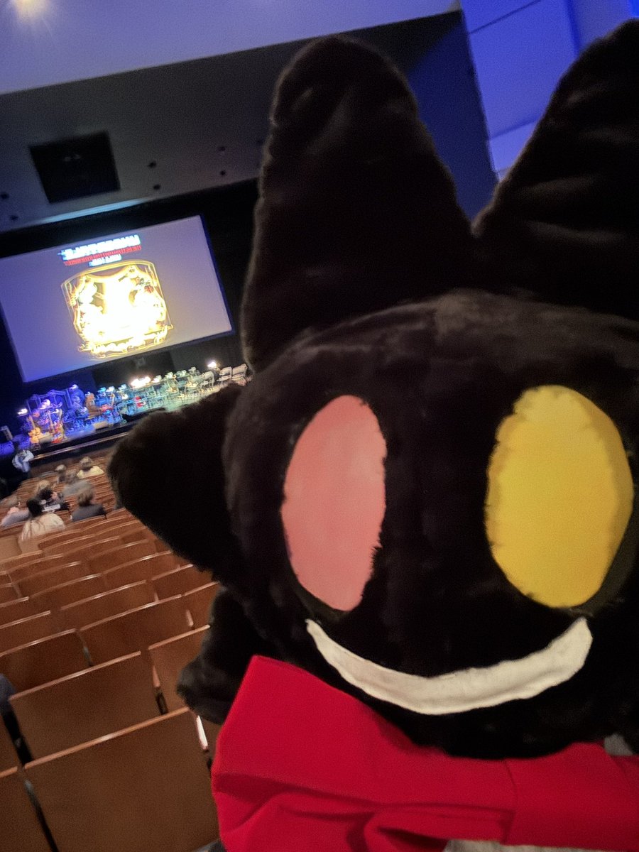 Nokokoco's tweet photo. they didn't take my head this time!!! https://t.co/JZBXulYg4H