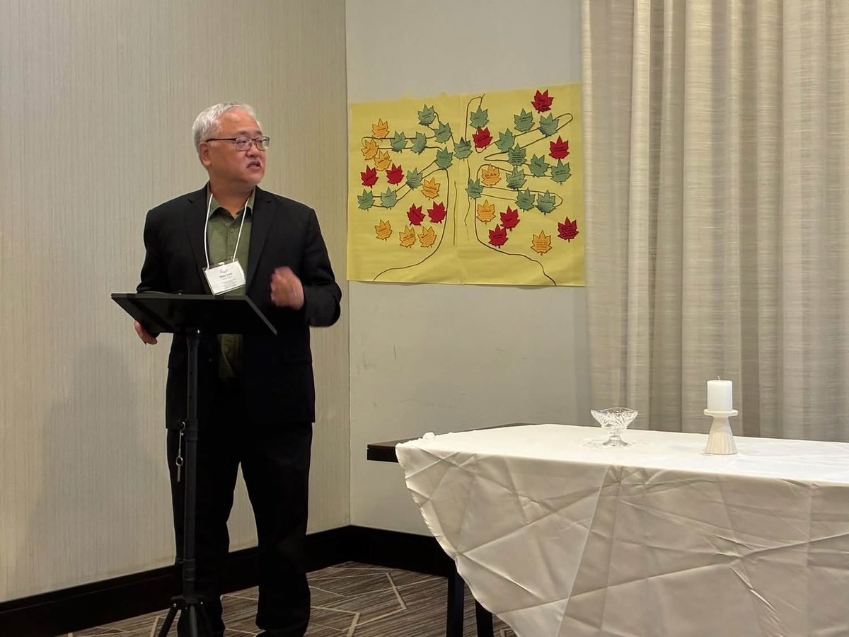 ProfMaxLee's tweet photo. Grateful for my time with the Southeast Conference Ministerial Association of the @Cov_Church. I gave a 4 message series at the pastors retreat on Growing Stronger Together. Coming back to Chicago exhausted and blessed 🙌🏽 @NPTSem https://t.co/5m28oVPek8