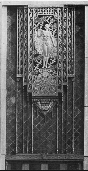 HandToForehead's tweet photo. The time Donald Trump punished New York for loving the historic Bonwit Teller building and its artwork more than it loved him: https://t.co/B4Z0OUusMV