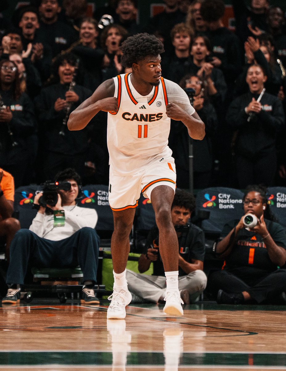 CanesHoops's tweet photo. first half back in the Watsco ✅ https://t.co/G0ufIvlxK6