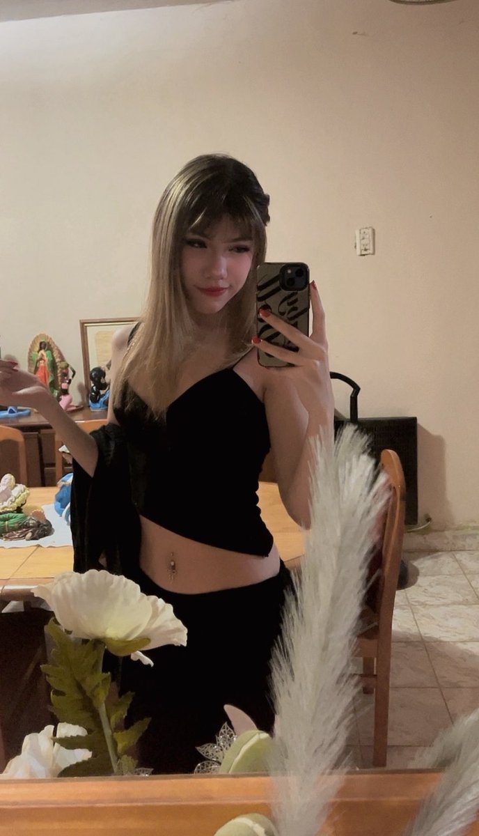 valmrq_'s tweet photo. 💋💋 https://t.co/OUMf98YhgR