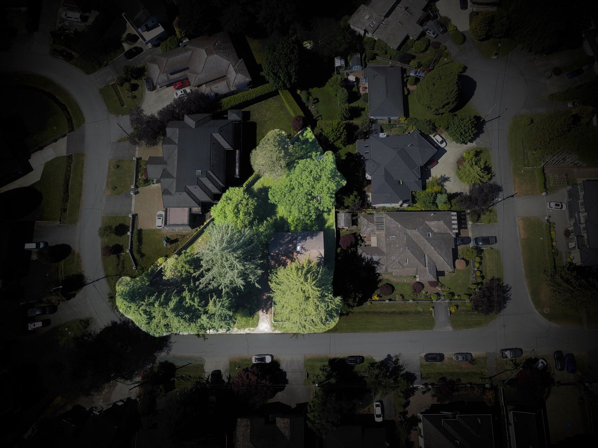 EvanDunfee's tweet photo. I'd have an easier time believing those who use "neighbourhood character" or tree removal, infrastructure concerns, affordability etc... to argue against/ block gentle density increases IF they weren't silent when a 1600 sqft home on a tree filled lot is replaced by a single 6000(!) sqft single family home that just sold for $4.2 million.

In the past decade 100s of 60+ year old homes have been replaced 1 for 1 with MUCH larger homes that make the neighbourhood they're in less affordable, and more exclusive. Those homes are locked away for another 60+ years and every passing year we do nothing we lose more opportunities to add housing to neighbourhoods that are losing people.

We should aspire for our neighbourhoods to be places where young families can grow; where seniors can downsize and stay in their community; where nurses, teachers, and the service workers we rely on can afford to live near their work; where kids can walk or roll to school and to their friend's house; where we know our neighbours by their names not simply by the car they drive. That's neighbourhood character I think is worth fighting for.