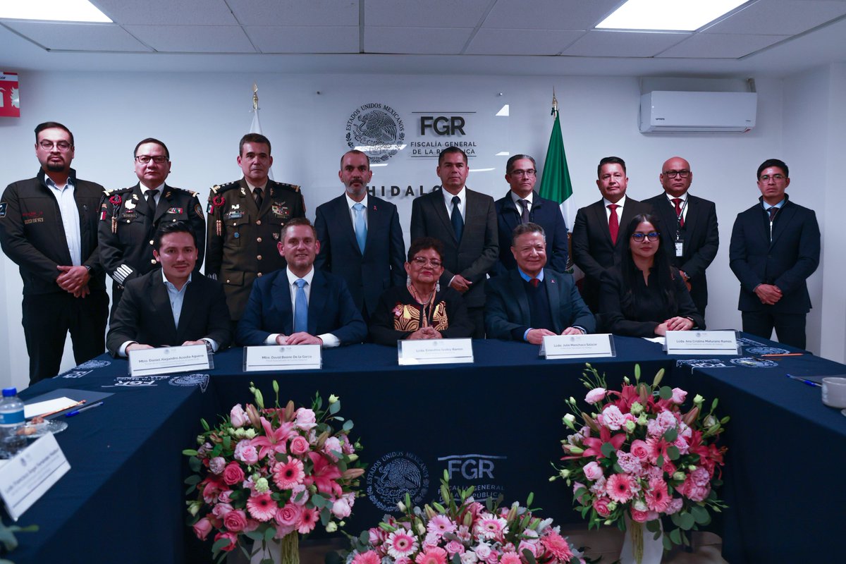 gobiernohidalgo's tweet photo. ⚖️ Hidalgo fue sede del arranque nacional de los Módulos de Atención Social ¡Sí Confío!, de la @FGRMexico, una estrategia que busca garantizar orientación oportuna y eficiente que promueva la cultura de la denuncia. https://t.co/5xtgZnbX1r