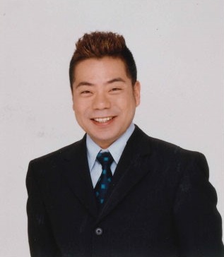 sandradioshow's tweet photo. 今日10/24(土)ひる1時からは『サンドウィッチマン ザ・ラジオショー サタデー』

SPウィーク生放送✨
ゲストは #出川哲朗 さん！
助っ人は #狩野英孝 さん！
マセキ3兄弟の長男次男で
「ヤバいよ!!」な放送をお届けします!!😝

#サンドラジオショー

▼radiko(ニッポン放送)
https://t.co/hkBwCP2bbS https://t.co/HVAXnkZMJb