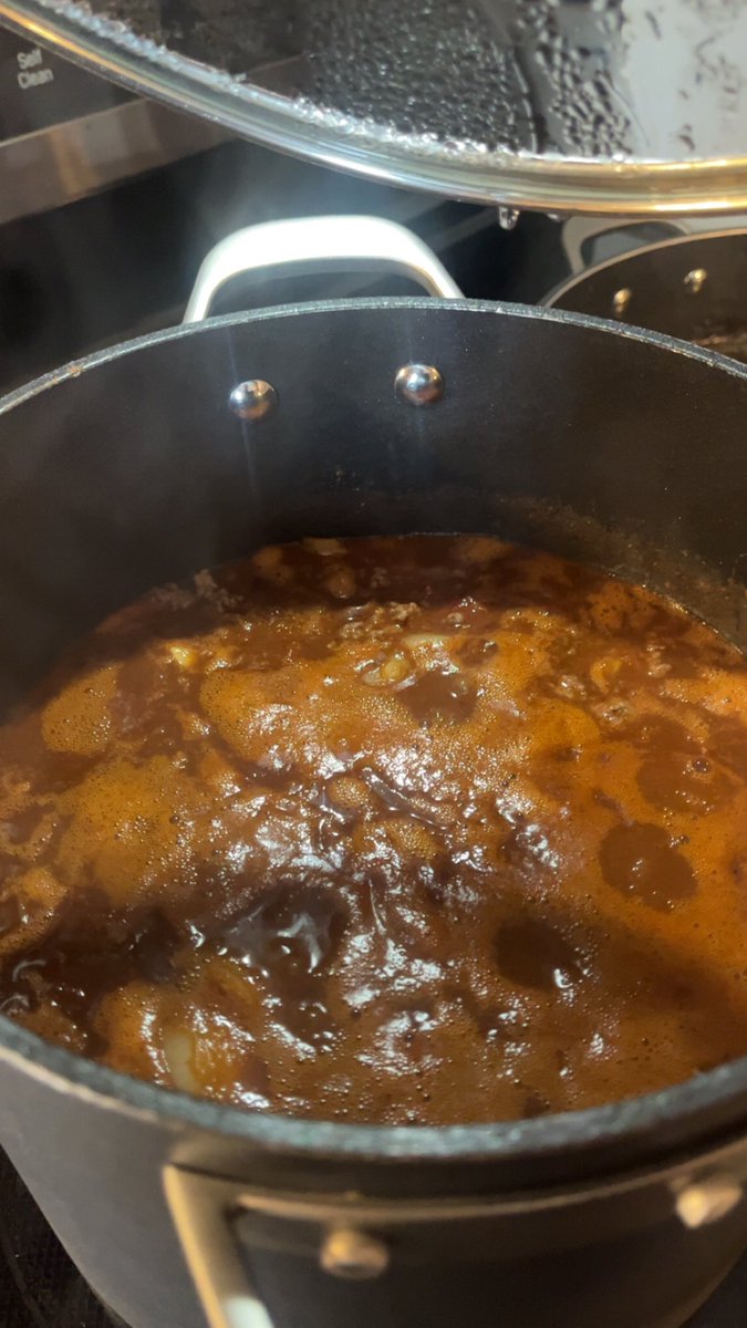 GingerDestro's tweet photo. The whole house smells like heaven! https://t.co/sll9ebJkkn