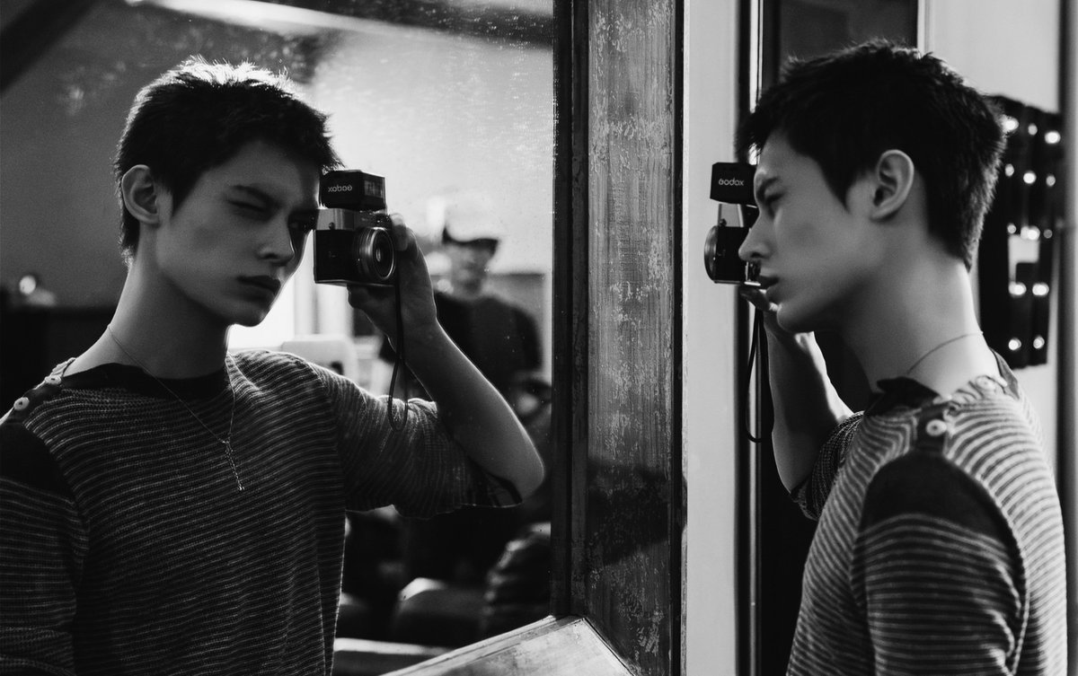 zchaoyufawn's tweet photo. i keep my secrets dressed in silence. https://t.co/XUoxkW8JrS