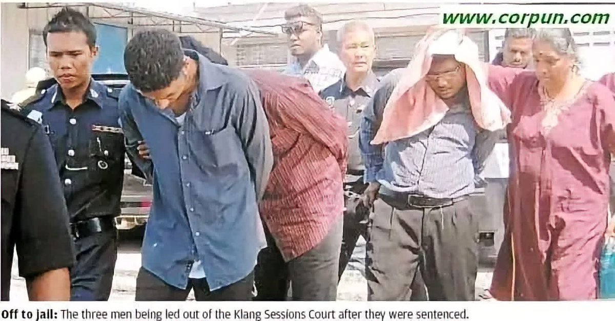 kongsiviralje's tweet photo. Trauma Mangsa R0g0l Berkulung Setahun Setengah, Suami Pemandu Teksi Maafkan Pelaku Di Mahkamah

Satu jenayah yang amat kejam dan menyayat hati melibatkan empat lelaki India telah dibicarakan di Mahkamah Klang, selepas mereka tergamak melakukan serangan s3ksval yang zalim terhadap seorang ibu kepada tujuh orang anak. 

Mangsa yang berusia 38 tahun dan bekerja sebagai operator kilang itu diculik serta diseksa di dalam sebuah kenderaan utiliti sukan (SUV) jenis Toyota Alphard. 

Sepanjang pemanduan, wanita bertudung litup tersebut bukan sahaja dir0gl dan diliwat oleh tiga daripada suspek, malah seorang lagi lelaki telah memaksanya melakukan s3ks oral ketika dia sedang mengemudikan kenderaan berkenaan.

Penyiksaan yang dilalui mangsa adalah di luar batas kemanusiaan apabila dia dibogelkan, dipukul, serta dipaksa meminum arak selain disiram dengan minuman keras tersebut. 

Di sebalik rayuan mangsa yang tidak henti-henti, kumpulan lelaki berkenaan yang mendakwa berada di bawah pengaruh alkohol tetap memperlakukannya seperti haiwan, malah mengheretnya keluar dari kenderaan sebelum menusuk kemaluannya dengan dahan pokok bersaiz lengan orang dewasa. 

Kelakuan yang didorong oleh ketagihan arak ini akhirnya terbongkar selepas cubaan mereka untuk menculik seorang pelajar sekolah gagal, lalu membawa kepada pengecaman nombor plat kenderaan tersebut oleh pihak polis.

Rentetan daripada pengakuan bersalah salah seorang tertuduh yang turut menyebabkan barisan peguam bela lain menarik diri, Mahkamah Klang akhirnya menjatuhkan hukuman penjara selama 28 tahun berserta sebatan kepada tiga pesalah utama. 

Keputusan ini bagaimanapun tidak mampu memadamkan trauma mendalam yang dihadapi mangsa, yang terpaksa berkurung di rumah selama setahun setengah serta mengalami kecederaan fizikal yang parah sehingga terpaksa makan menggunakan straw selama dua minggu. 

Di kamar mahkamah, mangsa yang meratapi nasibnya sempat mempersoalkan dosa yang telah dilakukannya sehingga diperlakukan sedemikian rupa, manakala suaminya yang bekerja sebagai pemandu teksi menunjukkan ketabahan luar biasa berasaskan keimanan Islamnya apabila menerima permohonan maaf daripada salah seorang pelaku yang menyesali perbuatannya.

Kredit : Sharin Bass