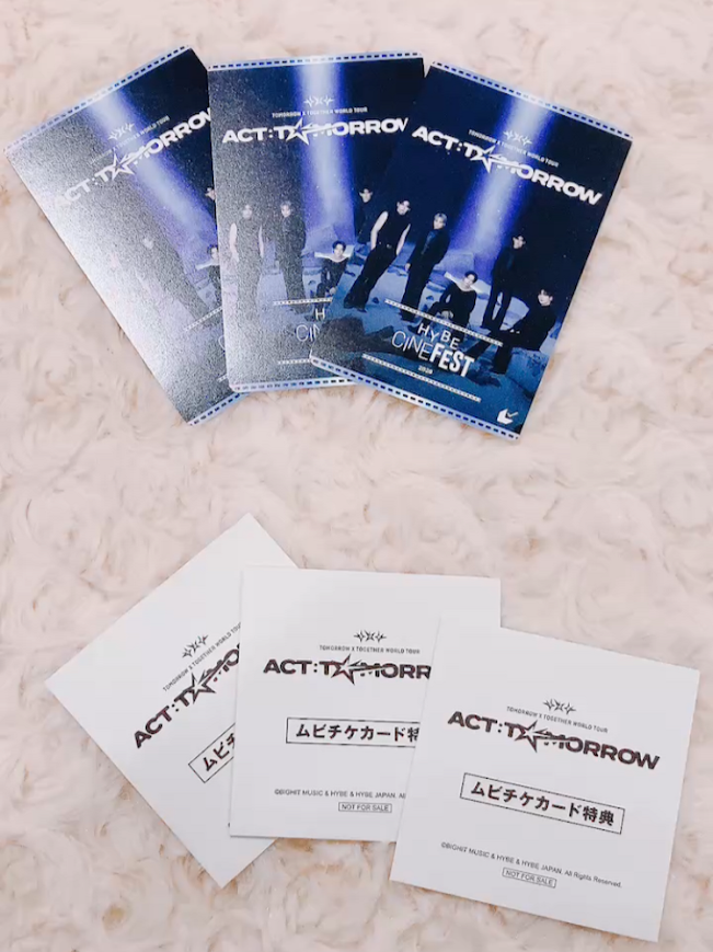animateIS's tweet photo. ＼🎬#HYBECINEFEST2026 チケット情報／

#TOMORROW_X_TOGETHER WORLD TOUR 
ACT : TOMORROW’の
前売りチケットを販売開始！

販売期間は10月1日(木)から10月29日(木)まで！

✅スマホステッカー(全5種）
チケット1枚購入毎に1枚プレゼント！

是非チェックしてみてください！

#EVERYWHERE_WE_CHEER https://t.co/yIwPKjsfRp