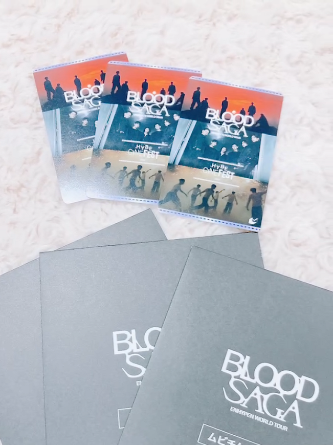 animateIS's tweet photo. ＼🎬#HYBECINEFEST2026 チケット情報／

#ENHYPEN WORLD TOUR 'BLOOD SAGA'
前売りチケットを販売開始！

販売期間は10月1日(木)から11月12日(木)まで！

✅オリジナルポストカード(全6種）
チケット1枚購入毎に1枚プレゼント！

是非チェックしてみてください！

#HYBECINEFEST #EVERYWHERE_WE_CHEER https://t.co/PW98lehNVO