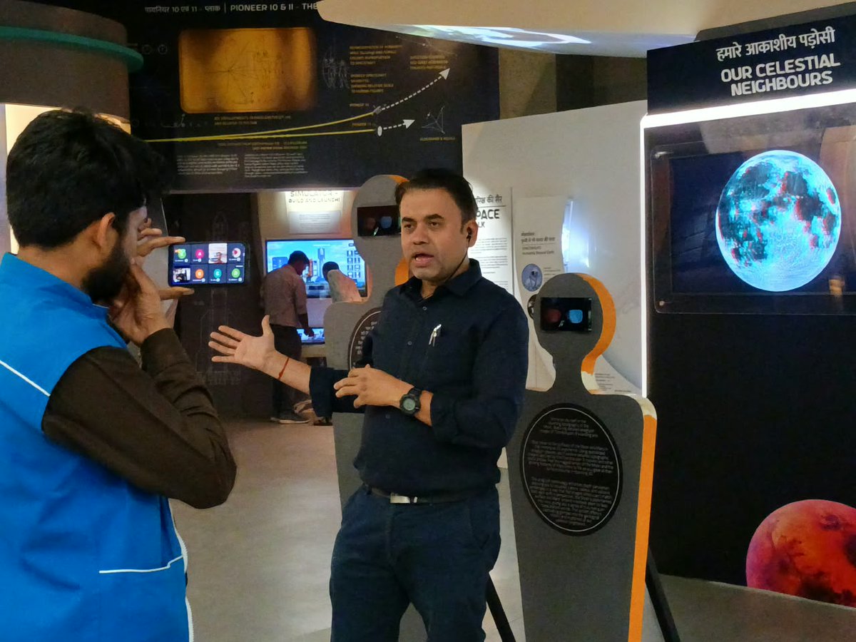 ncsmgoi's tweet photo. 🚀 @rscbhopal, a unit of @ncsmgoi, @MinOfCultureGoI, conducted a virtual tour for students, on October 15, 2026, under the Vigyan Manthan Yatra 2026–27 programme, organised by @MpcstBhopal.
📸 Glimpses
(1/2)
#VigyanManthanYatra #ScienceForStudents #SpaceExploration https://t.co/LJVwrovGgW