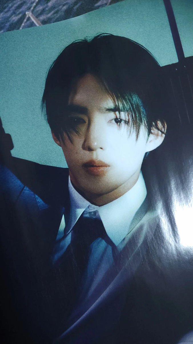aboutscoups's tweet photo. S.COUPS for RIMOWA x ESQUIRE KOREA 🖤 #에스쿱스 #SCOUPS https://t.co/2RgPTcAJzm