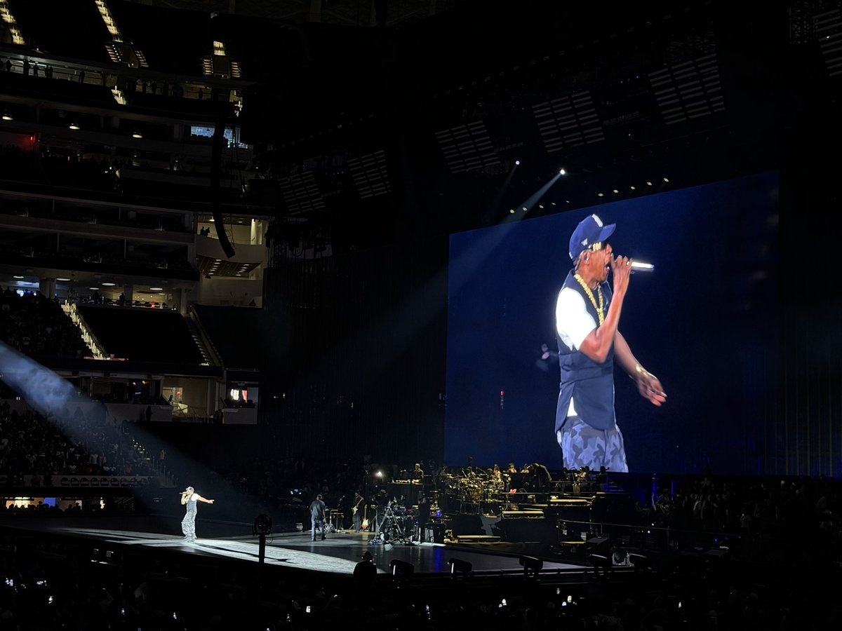 meghanncuniff's tweet photo. HOV in LA https://t.co/alkqnePFbt
