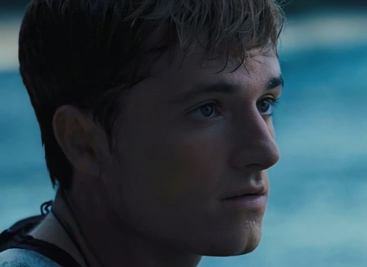 haderfluffyhair's tweet photo. Peeta Mellark ultimate green flag https://t.co/9J97cm1c7z