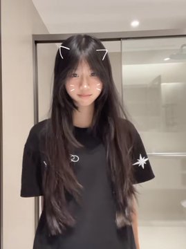 DomenicKnioou's tweet photo. 在高中生居家拍照  

有人想要锐评一下我17的福嘛 

   （拒绝人机）赶紧看，我要删了  

  真没有🚪   流言1我真给呀 https://t.co/pMIR4QWJMm
