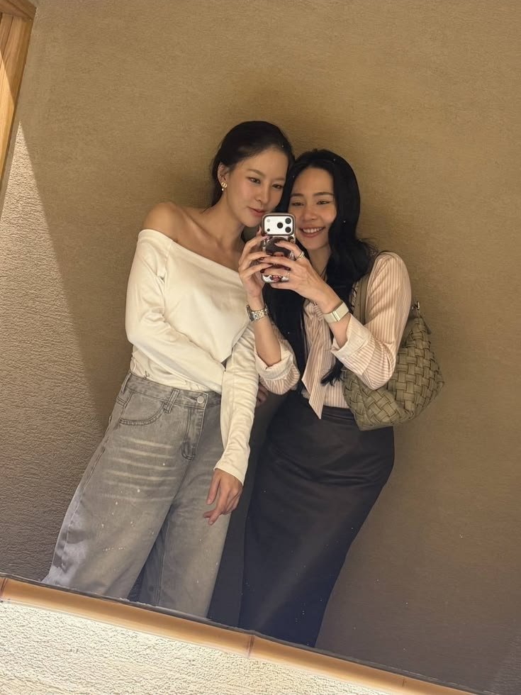 yuhakiki6000's tweet photo. ยินดีที่ได้รู้จักนะคะ 

 " ได้รู้จักแล้ว มีความสุขมาก "

#365DaysOfปุยนุ่นบิ๊นท์ 
#puinoonbint https://t.co/ugnVApGKjR
