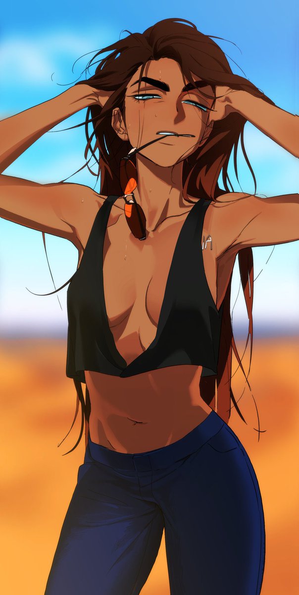 suathighs tweet picture