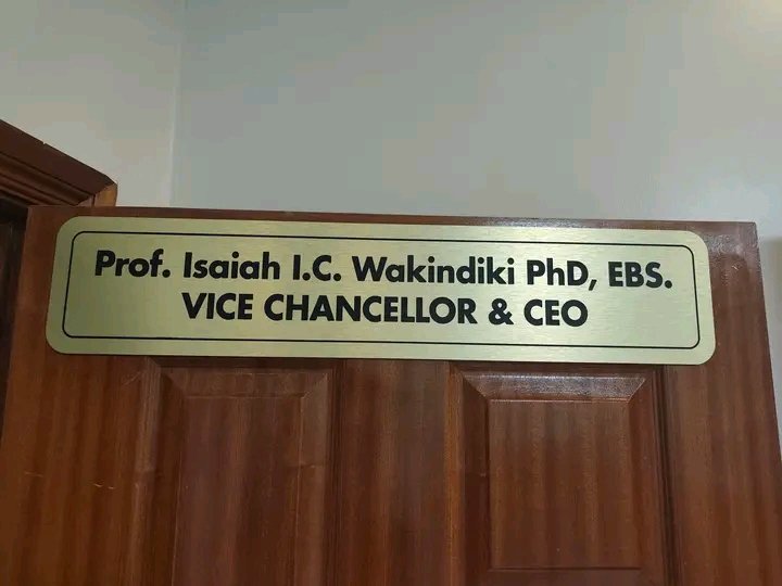 Omarehudson97's tweet photo. Prof.Kithure Kindiki;Deputy president.
Prof.Isaiah Kindiki;Vice Chancellor,KCA university.
Prof.Kithinji Kindiki;Deputy Vice Chancellor,Daystar University.

How can one family dominate such positions of influence,hii ukora itaisha next year Sifuna akishakuwa president. https://t.co/ZLUaPqM8Uz