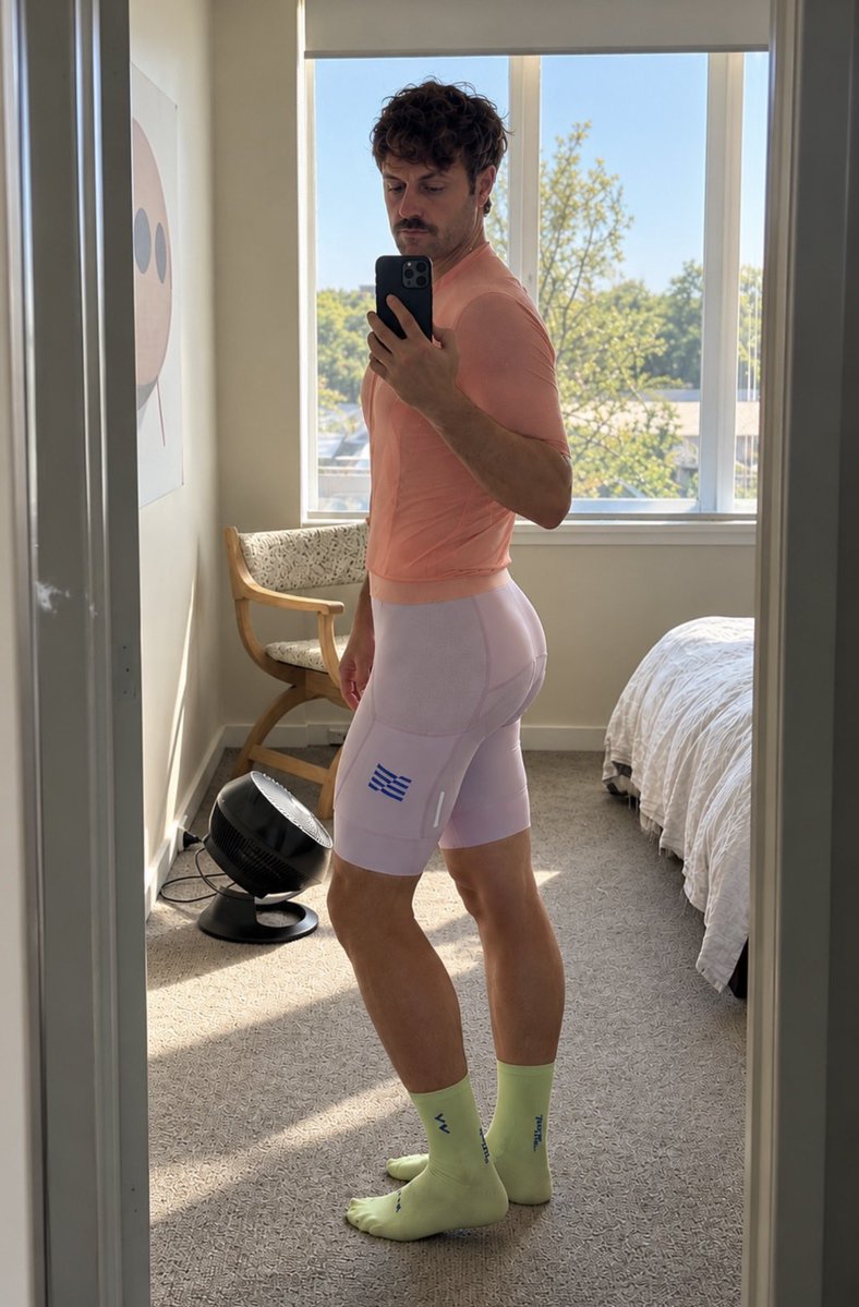 cycle_bird's tweet photo. Party in the back 🎉 https://t.co/WaNULTODzl