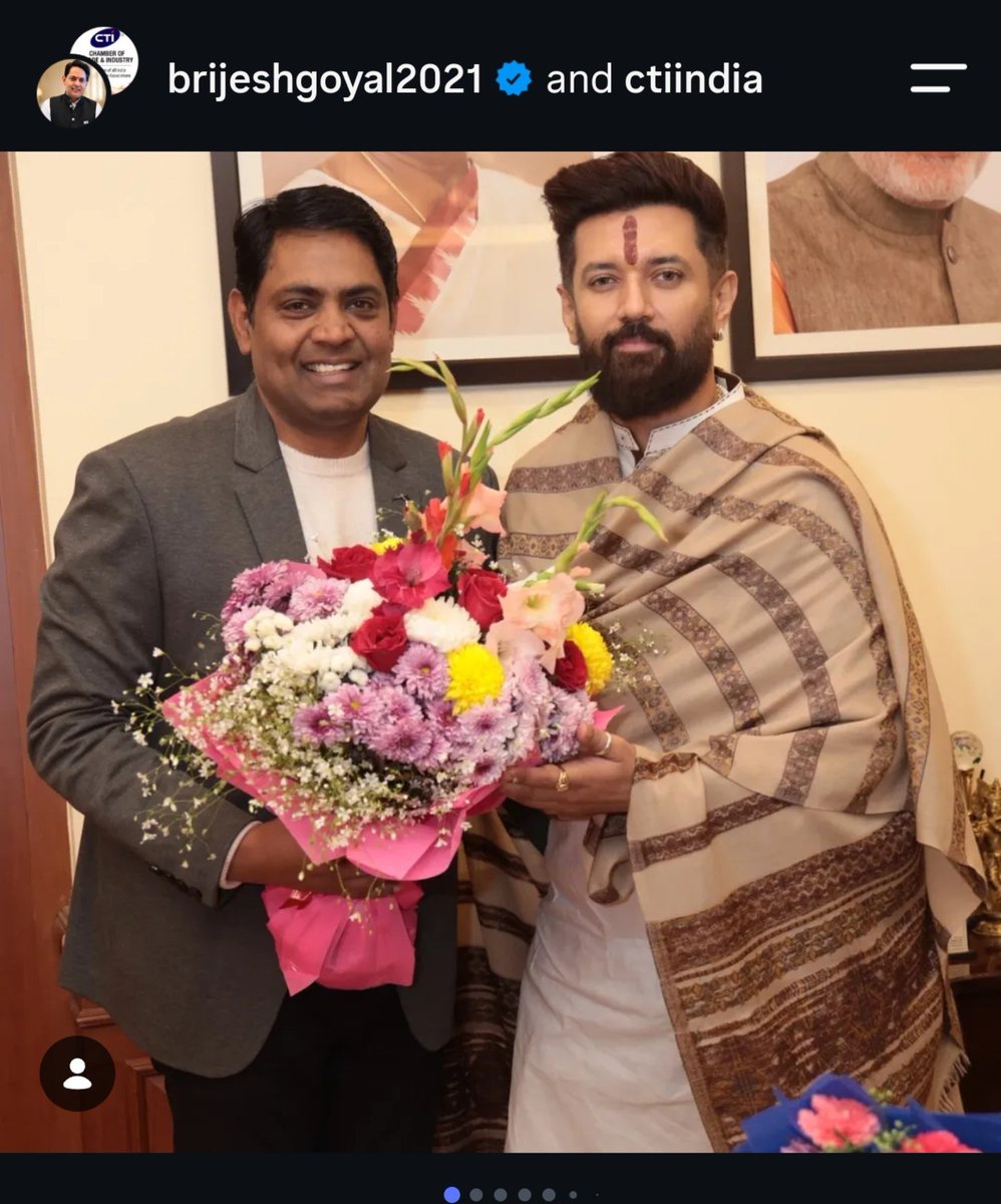 mr_mayank's tweet photo. AAP Chronology Samjhiye 😉

Name — Brijesh Goyal

Chairman — Chambers of Trade &amp; Industry

AAP Loksabha candidate (New Delhi)

AAP Trade &amp; Industry Wing Convenor

Close to AAP &amp; NDA leaders... https://t.co/Epb8ofBtpm