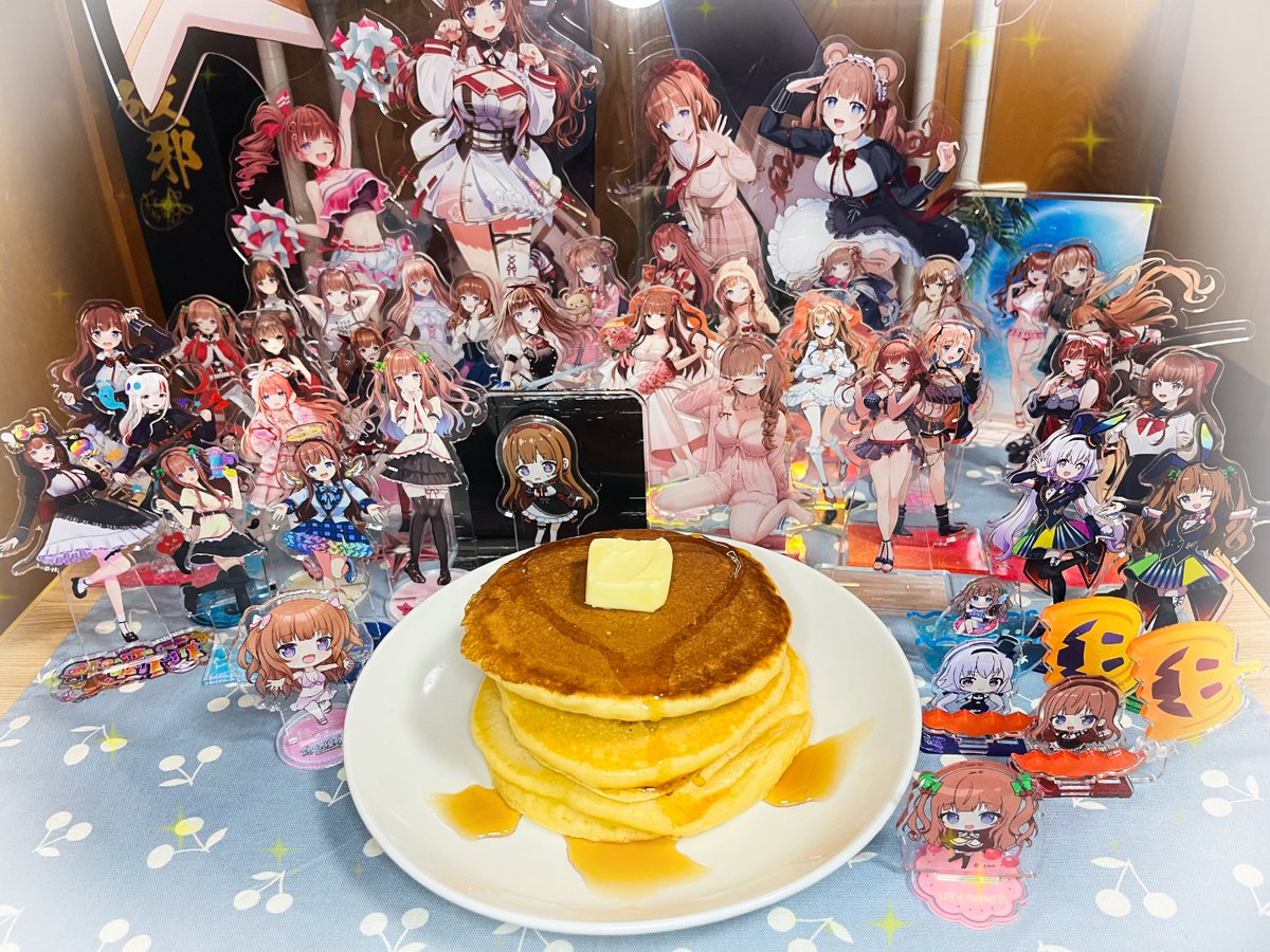 tetumoja's tweet photo. 誕生日ケーキを焼いたよちえりちゃん🥞✨️
焼き加減も膨らみ方もバッチリで嬉しい*.(๓´͈ ˘ `͈๓).*
🍒「ここにいる人数が年齢と同じぐらいって本当？」
え…そ、その半分ぐらいかな…(*´˘`*;)
#ちえったー https://t.co/He6IT6EtMM