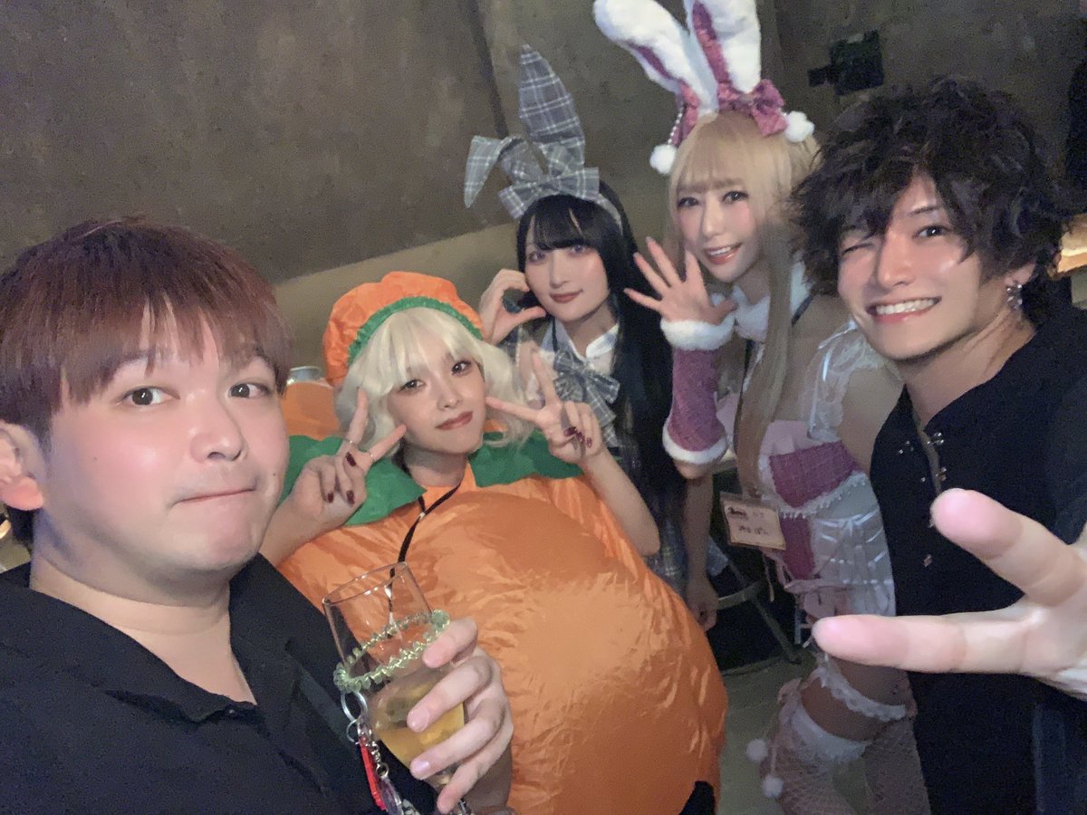 tamutamu624's tweet photo. #FAIなるふぁんたじー
参加された皆さんお疲れ様でした〜
謎のパンプキンオーガナイザー面白かった🎃
また遊びましょう！
@shihikuntkt https://t.co/49PnquGhNR