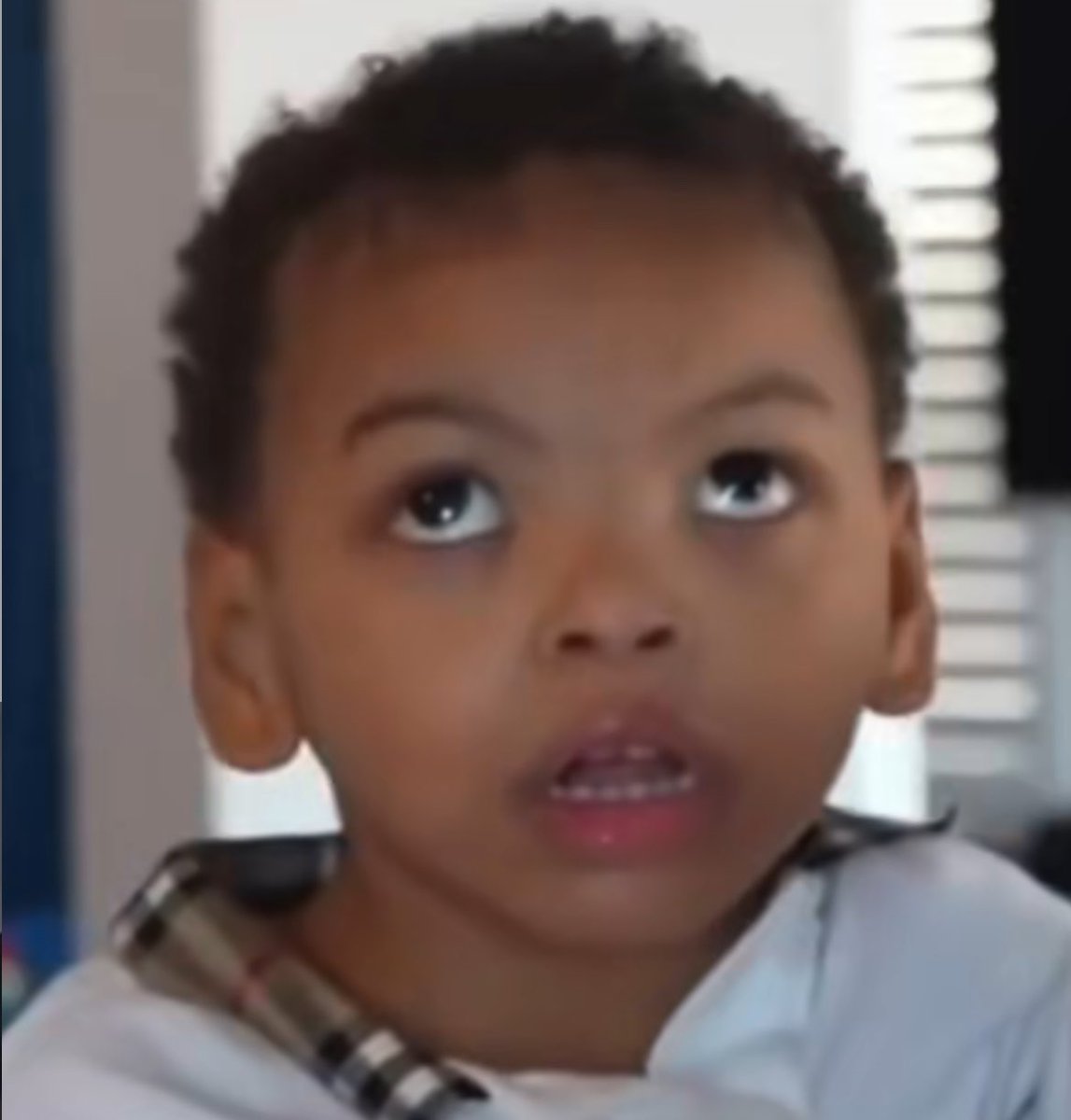 ZoomdInOnJr tweet picture