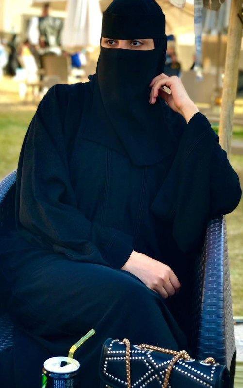 5tbim's tweet photo. مسيار سري رفحاء 
الجنسيه/سعوديه
العمر38
الطول171
الوزن69
بيضاءجميله جسم مخصر 
الشعر/ناعم
الحاله /مطلقه
الاولاد/لايوجد
الوظيفه/ موظفه حكومي
السكن /بيت الحمد لله حالتي ممتازه 
المطلوب/ارغب بزواج مسيار 
توجد شوفه شرعيه للطرفين
#النفسيه_محتاجه_وش
#٢٠٣٠_بلا_نقاب24 https://t.co/suZntQwAsb