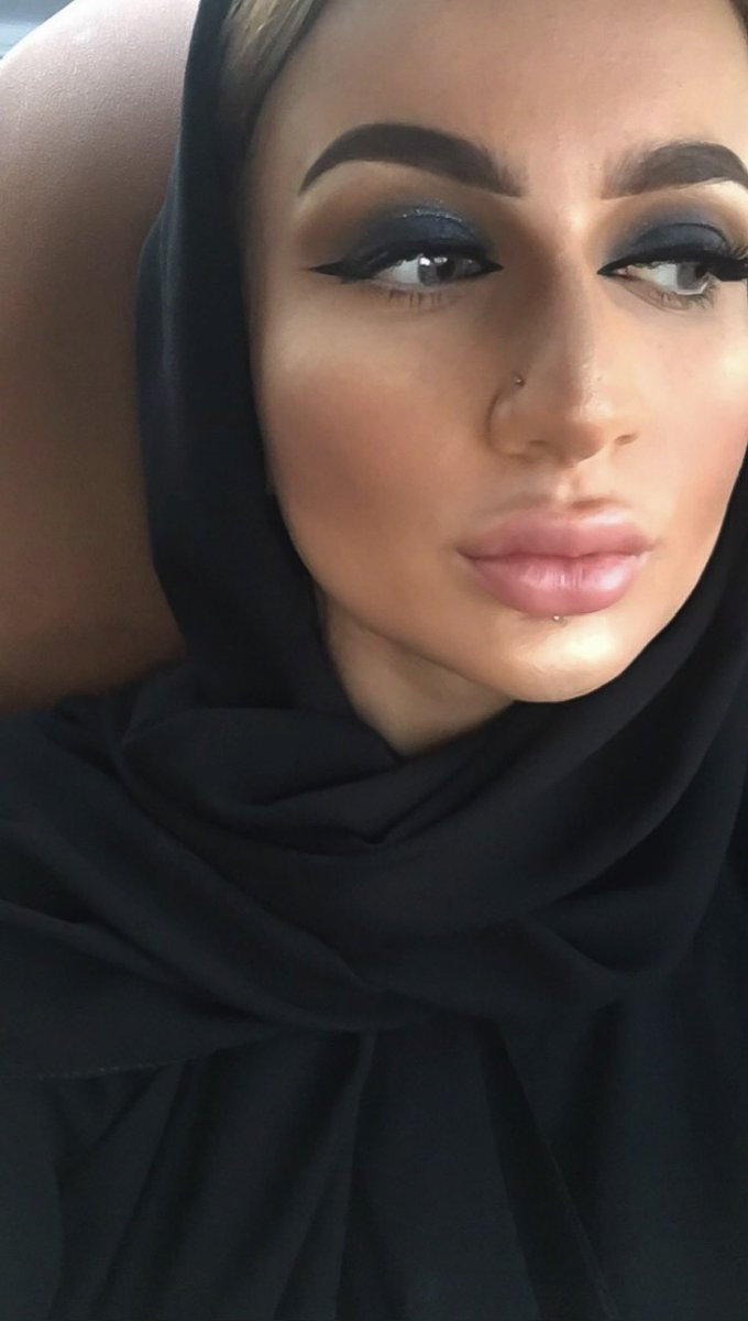 SAMzk2m's tweet photo. ديوث خالته الحساوية رمله
قرر يشارك بعهرها
هل تحسون خالته تشبه ممثله معينة؟
#ديوت_بدويٌّْ #ديوت_أمي #ديوت_أختي #ديااثة #معصيتّيَ_رِحّتِي https://t.co/Xak99n3ZEz