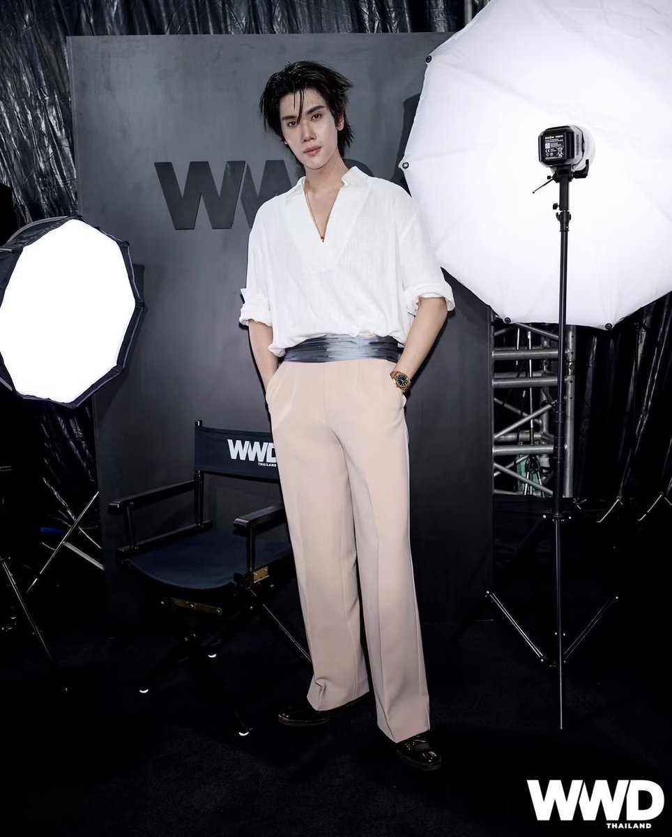 justmpx's tweet photo. 🎥 wwdthailand
- https://t.co/VP8ghDmPnV

เท่มากกกกก หน้า ผม ชุด หุ่นเหิ่น
การจัดระเบียบท่านั่งยืนของตัวเอง คุณดาราเริ่ด 

DUNK HEIDIS SECRET EFW26 
#DunkatEFW26ICONSIAM https://t.co/eU1MHx088O