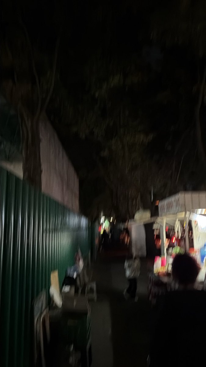 maumoguel's tweet photo. @AccionesBJ @BJAlcaldia @LuisMendozaBJ Meses después y todavía no arreglan luminarias en banqueta de San Borja entre Gabriel Mancera y López Cotilla. Atrás de la clínica 28. https://t.co/4eQr0VSiKr