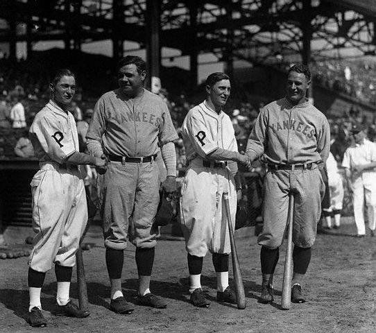 baseballinpix's tweet photo. Paul Waner, Babe Ruth, Lloyd Waner and Lou Gehrig shake hands before Game 1 of the 1927 World Series — Forbes Field, Pittsburgh, October 5, 1927.
It was the heavyweight meeting of 1927: Ruth, fresh off his 60-homer season, and Gehrig, the American League's MVP with 47 home runs of his own, against the Waner brothers — Paul, the National League batting champion and MVP, and Lloyd, the rookie who hit .355 playing beside him. The Series itself was no contest: the Murderers' Row Yankees swept Pittsburgh in four straight, still the standard every great team is measured against. The Waners had the last word of a sort — both brothers ended up in Cooperstown.
⚾ The 1927 Yankees — the greatest team ever? 👇️