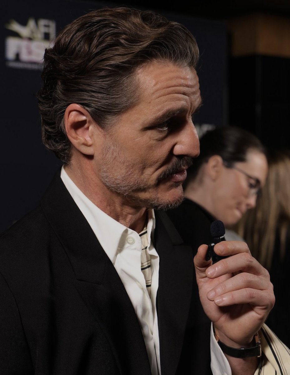 pascaloriann's tweet photo. THE SIDE PROFILE IS INSANE❤️‍🔥 https://t.co/9ag3f6vTLF