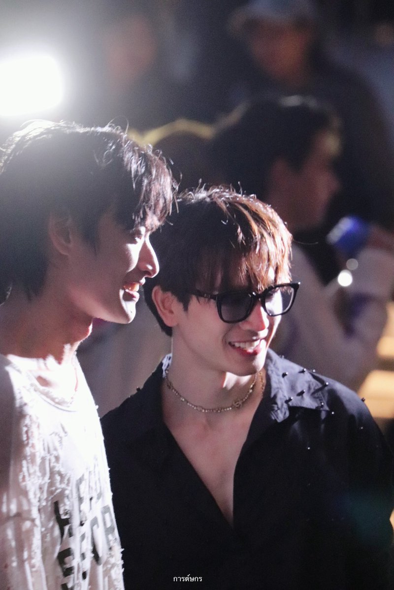 ofmartinie_'s tweet photo. 𑣲⋆ รักคุณเข้าอีกแล้ว - 𝘽𝙊𝙔𝙙𝙋𝙊𝘿 ˚◞♡

NOUR AT ELLE FASHION WEEK

#ELLEFASHIONWEEKxNOUR

#bosstong #bossirr #tongtong https://t.co/1kAvj9NP9q